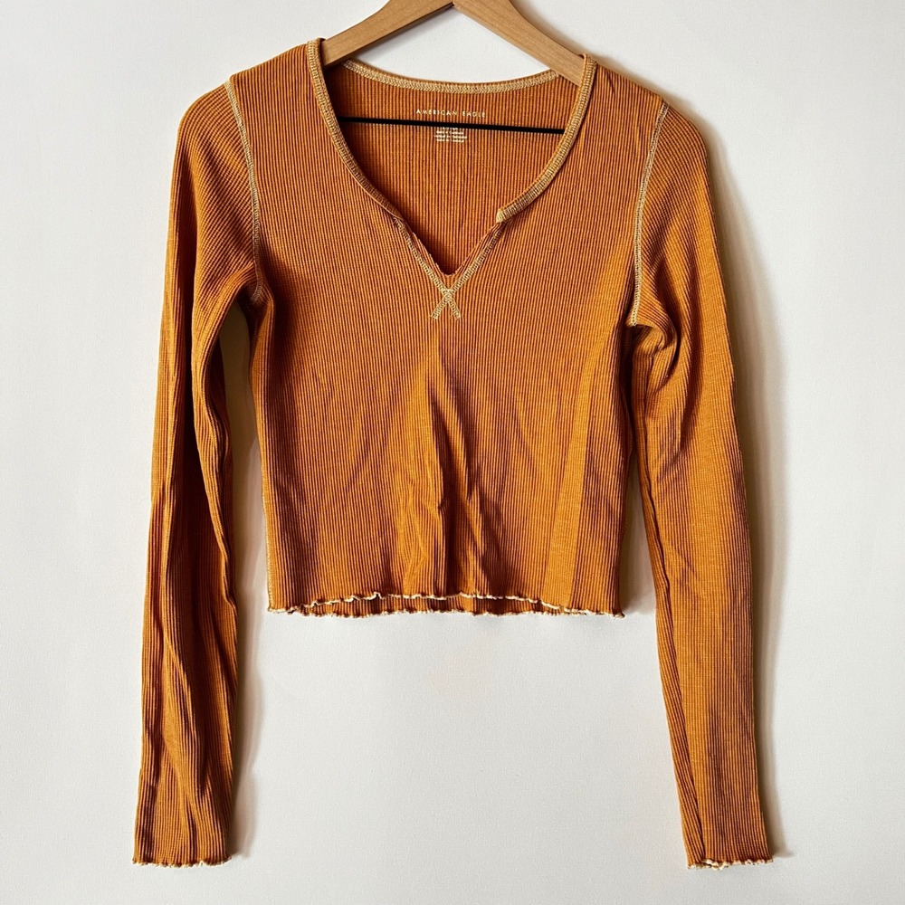 American Eagle Burnt Orange Waffle Knit Thermal V-Neck Long Sleeve Shirt Small
